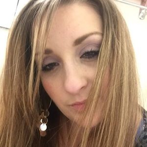 Meet your Posher, Ashlee